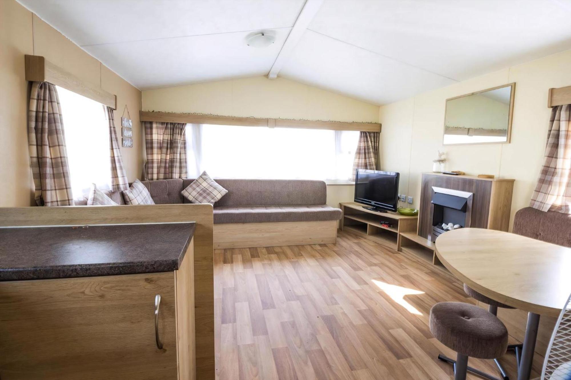 Superb 8 Berth Caravan Near Walton-On-The-Naze In Essex Ref 17175 Ngoại thất bức ảnh