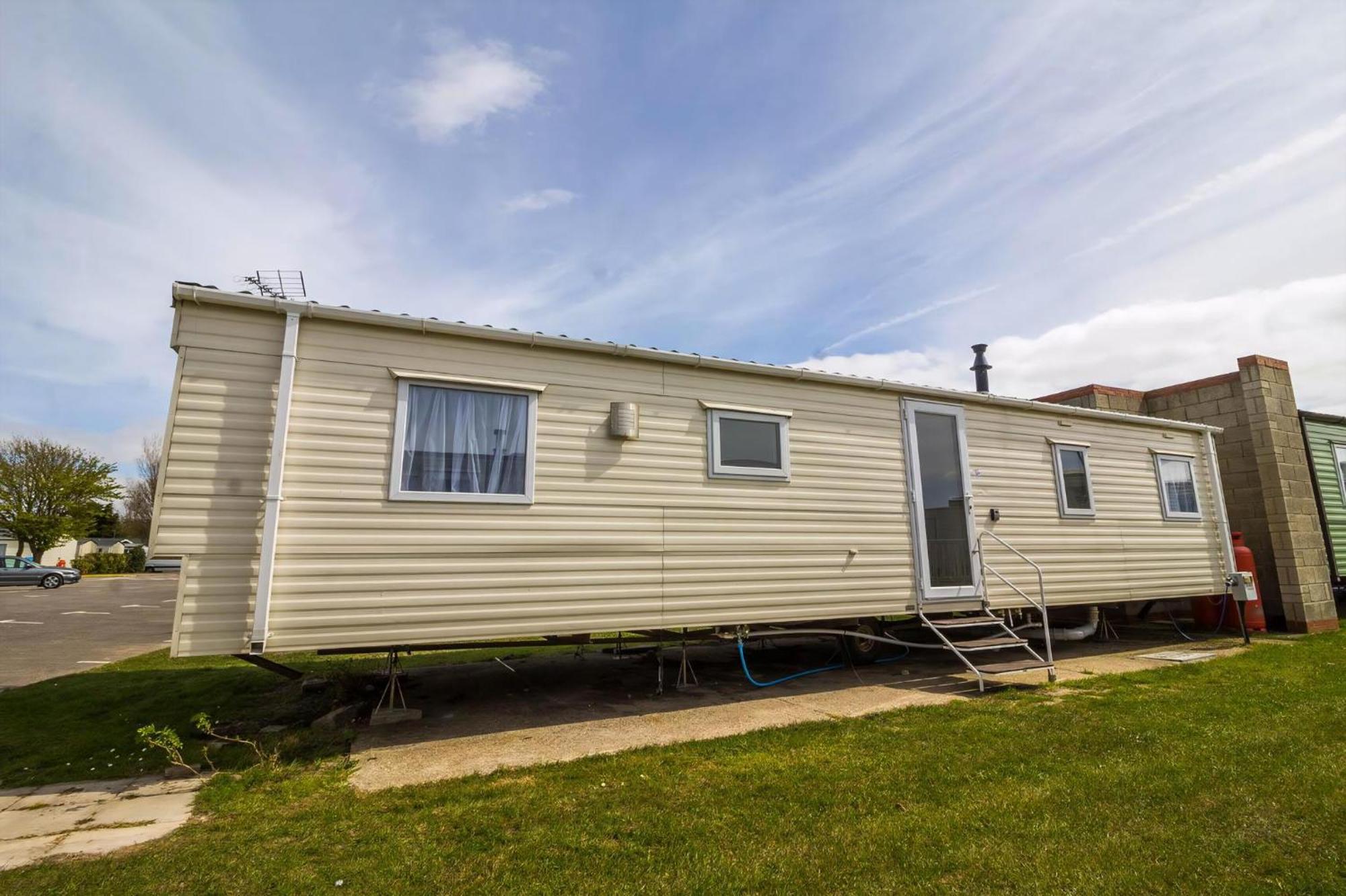 Superb 8 Berth Caravan Near Walton-On-The-Naze In Essex Ref 17175 Ngoại thất bức ảnh